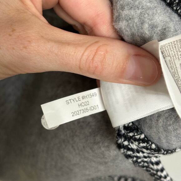 J. Crew Factory Long-Sleeve Funnelneck Pullover in Black and White Herringbone S - Picture 7 of 7